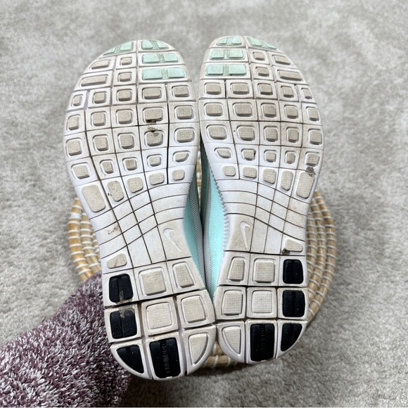 Nike Women’s Free 4.0 V3 Running Shoes Sneakers in White Light Aqua Size 8 - Picture 9 of 16